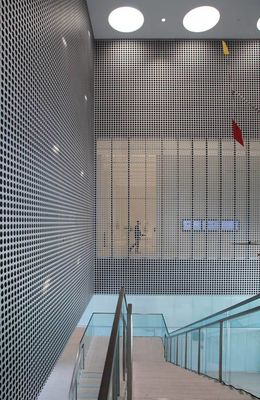 Beli Perak Lembar Aluminium Perforasi Kuadrat Disesuaikan Untuk Sistem AC online manufacture