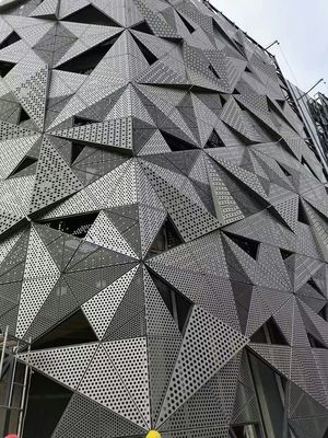 Beli Lembar Aluminium yang ditusuk kekuatan tinggi tahan cuaca ISO9001 disetujui online manufacture