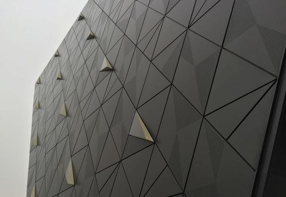 Perforasi Metal Mesh Terluas Untuk Facade Net Cladding Metal Mesh Sheet Expanded Mesh Metal Curtain Facade Panel