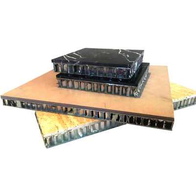 Panel Komposit Honeycomb Lapisan PVDF Selesai Dengan Perekat Dalam Cara Sandwich Panjang Maksimum 12m